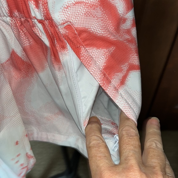 Adidas Medium Windbreaker With Hidden Hood Like New - Picture 8 of 11